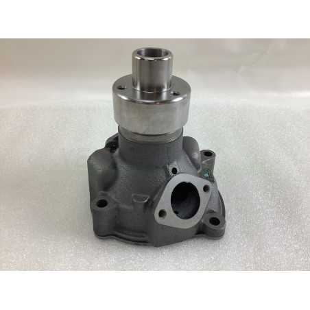 Water pump for agricultural tractor FIAT AGRI NEW HOLLAND 580 - 580DT - 680 | NewgardenParts.com