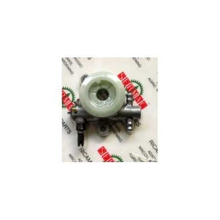 ZENOAH oil pump + gear for 2500 old type chainsaw 3000 | NewgardenParts.com