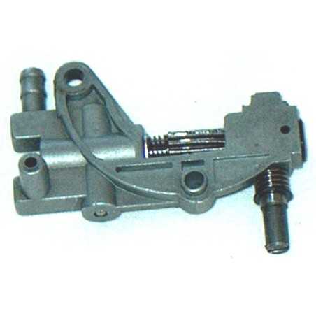 ZENOAH compatible oil pump for G455AVS G500AVS chainsaw | NewgardenParts.com