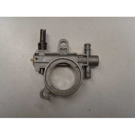 Chainsaw oil pump GGP CASTELGARDEN STIGA ALPINA ORIGINAL 4040 - A3700 - A4000 | NewgardenParts.com