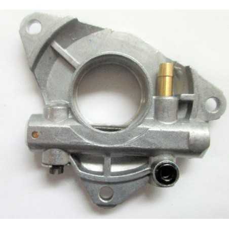 Bomba de aceite ECHO ORIGINAL para motosierra CS-5000 CS-5501 CS-6701 CS-6702 CS-6703 | NewgardenParts.com