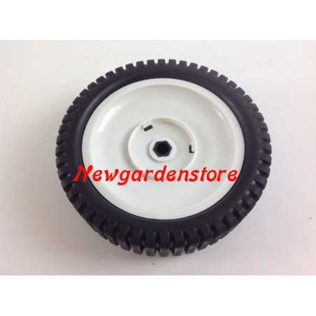 Roue de tracteur tondeuse compatible HUSQVARNA AYP RALLY 532 193144 | NewgardenParts.com