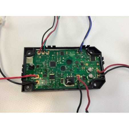 Tondeuse robot ORIGINAL WORX WR130E - WR143E carte station de charge | NewgardenParts.com