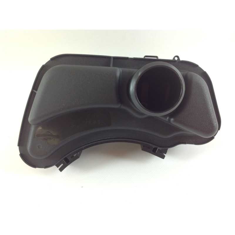 Fuel tank for lawn tractor engine