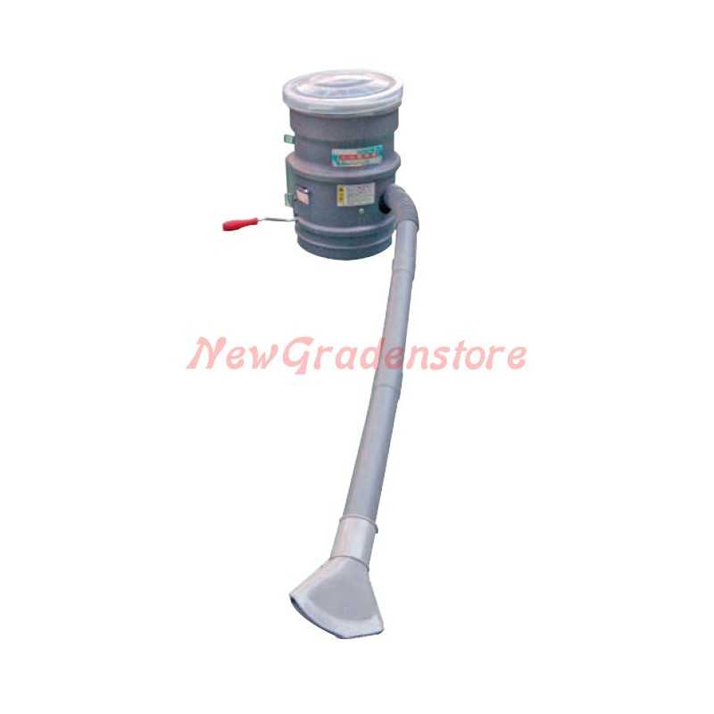 Gravity spreader hand-held spreader