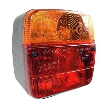 Luz trasera derecha para tractor y remolque con 3 luces cuadradas | NewgardenParts.com