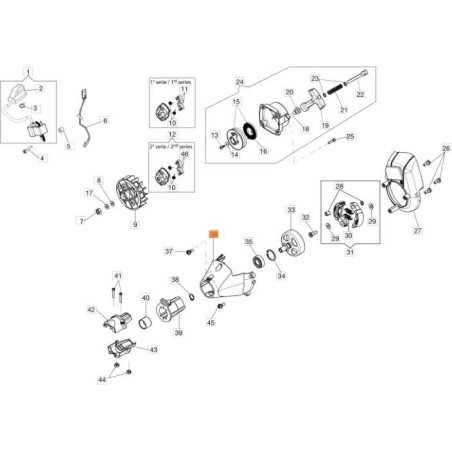 TRANSPORTADOR FRONTAL ARG 2011 ORIGINAL EMAK 61280177R | NewgardenParts.com