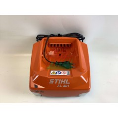 STIHL AL301 230V Schnellladegerät für AK - AP - AR Akkus | NewgardenParts.com