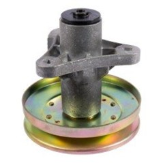 BRIDA PORTACUCHILLAS AD. JOHN DEERE PT8633 AG1001109 Compatible con JOHN DEERE | NewgardenParts.com