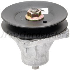 Lawn tractor blade holder hub compatible MTD 618-0240C