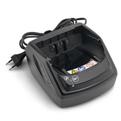 Chargeur standard STIHL AL101 tension 220-240 V pour AK10 AK20 AK30 | NewgardenParts.com