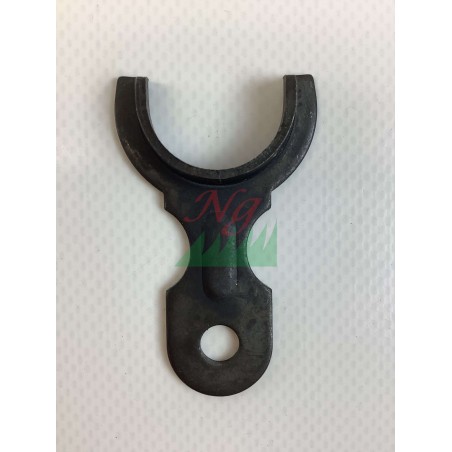 Rear wheel axle support for lawnmower DY18SH 027851 | NewgardenParts.com
