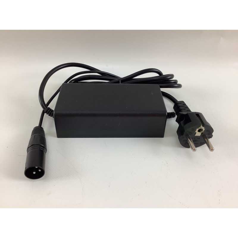 Chargeur de batterie 2.5 Ah pour robot AMBROGIO L50 L60