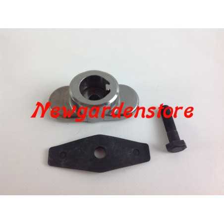 Lawn tractor blade support hub kit compatible MTD 748-04096 | NewgardenParts.com